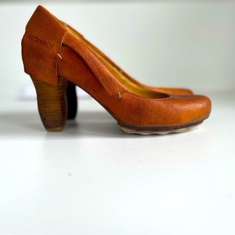 Prophecy - Italian Leather Heels - Size 9